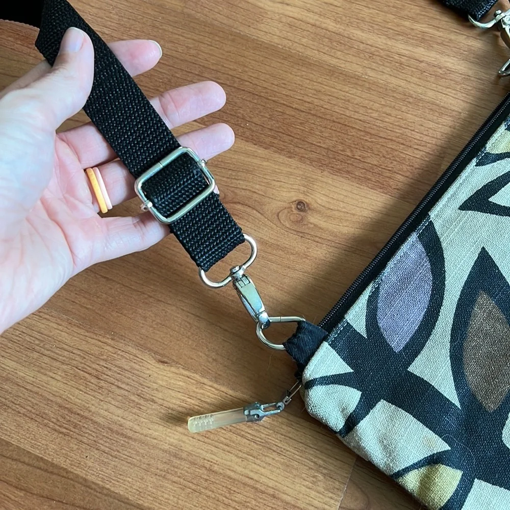 Bird Crossbody Purse - Picture 6 of 6